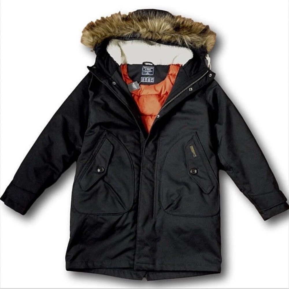 Abercrombie and Fitch Men’s M51 Down-Filled Parka